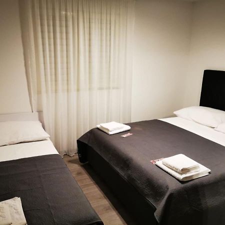 Apartment Vista โอมิช ภายนอก รูปภาพ